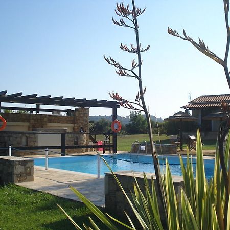 Villa Georgina B&B กาตาโกลอน ภายนอก รูปภาพ